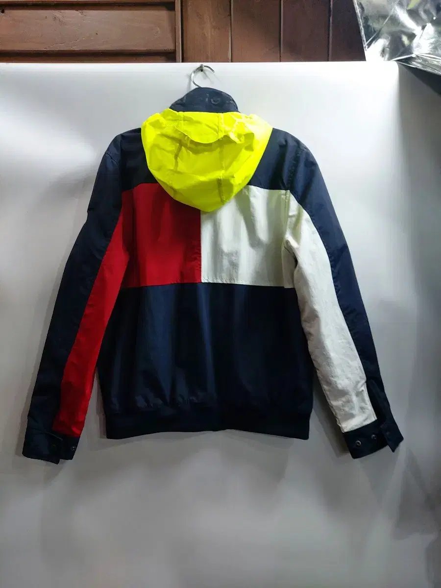 thumbnail-1